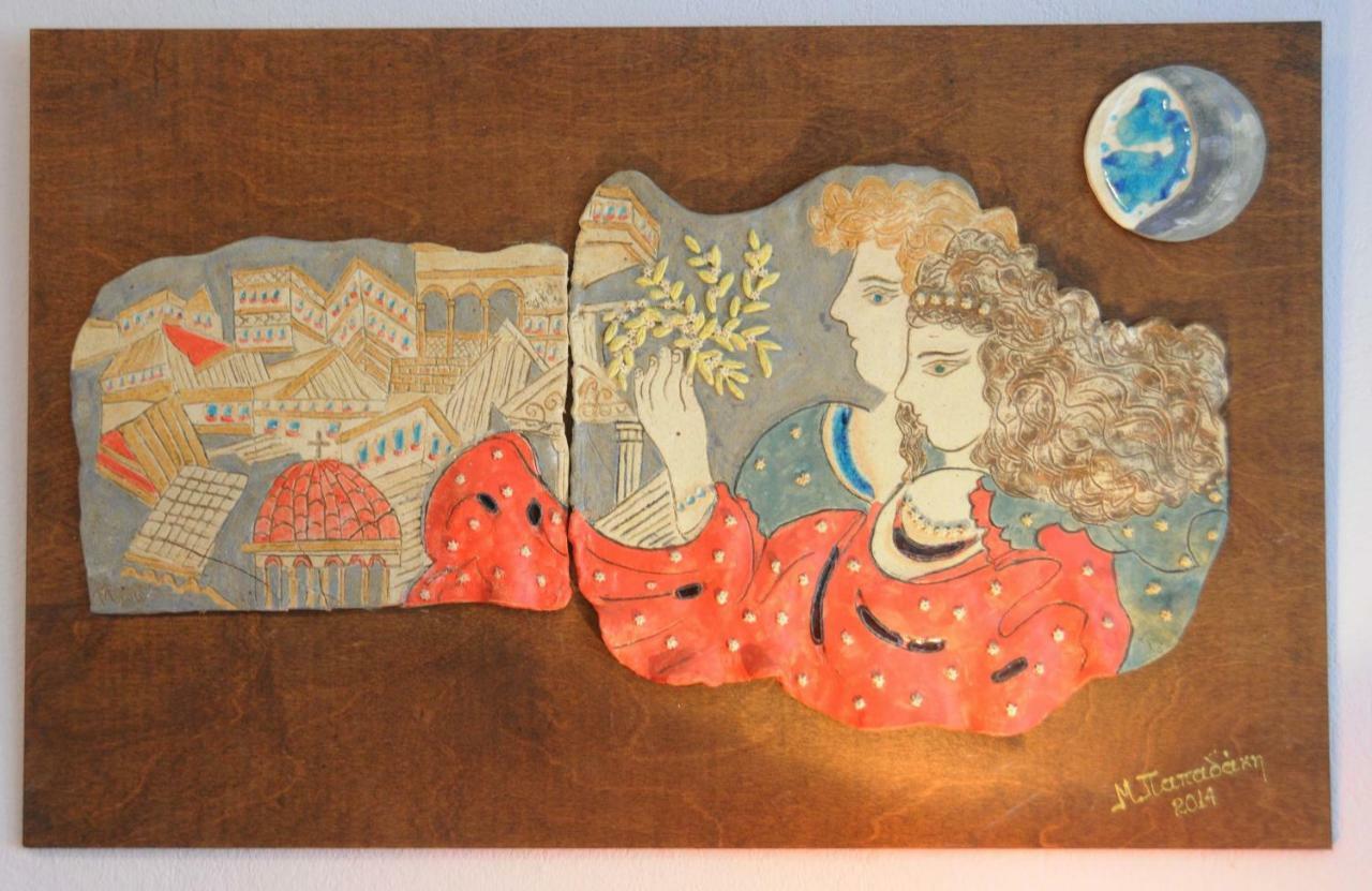 PéllaHouse Of Arts公寓 外观 照片